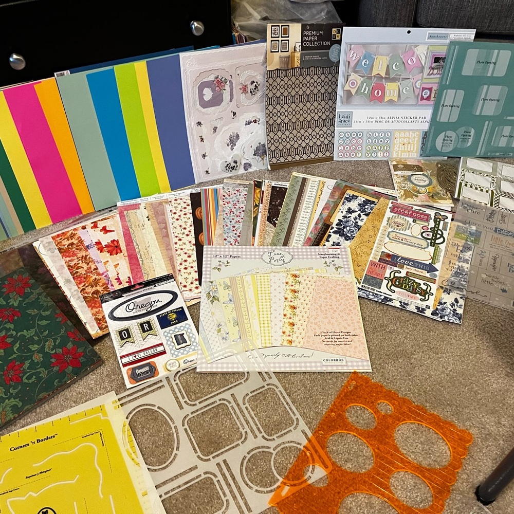 Scrapbook - Cardmaking Supplies